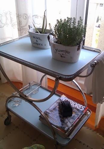 ♥ ♥ ♥ FINDE FRUGAL : UNA CAMARERA RENOVADA