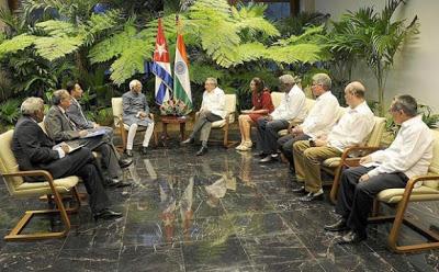 Fidel Castro recibió al vicepresidente de la India