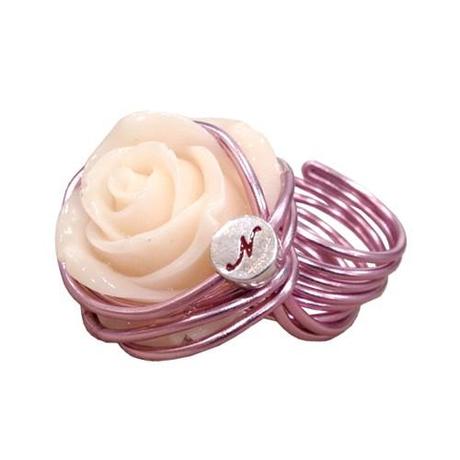 anillo-rosa-blanca ByCarla, la tienda online y su rosa damascena