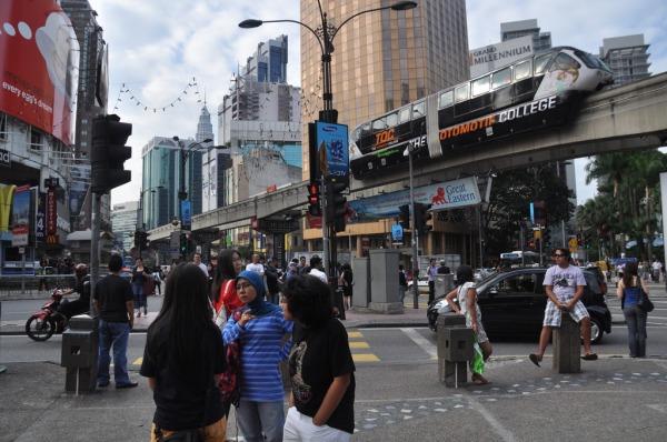 Kuala Lumpur – Una ciudad a base de autopistas