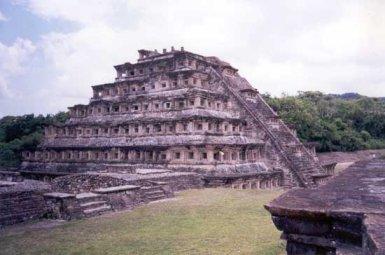 Mundo Ancestral: Pueblos pre-hispano-americanos I