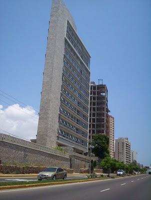 Ganador III BAM. Edificio CERRO VIRGINIA. Arq. Carlos Nones