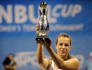 WTA Tour: Pavlyuchenkova y Azarenka, las campeonas de la semana