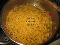 Fideos marineros y cacitos de caldos knorr