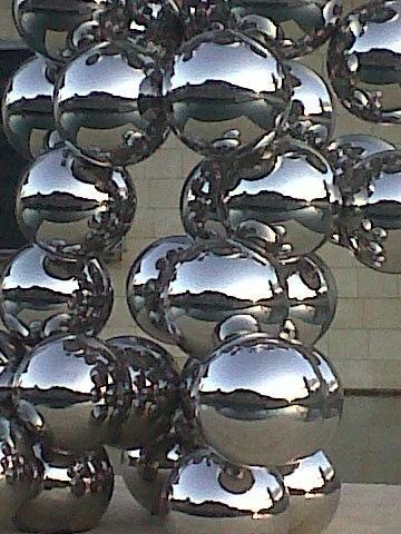 BILBAO Obra de Anish Kapoor
