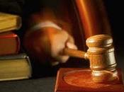 México: político multado nombrar Dios público