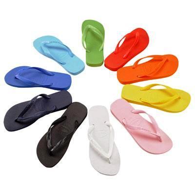 Havaianas versus Adilette (By Clotílde V.S)