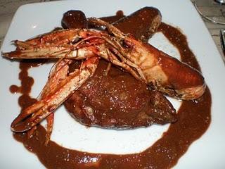 Confit de Pato con Cigalas y Chocolate