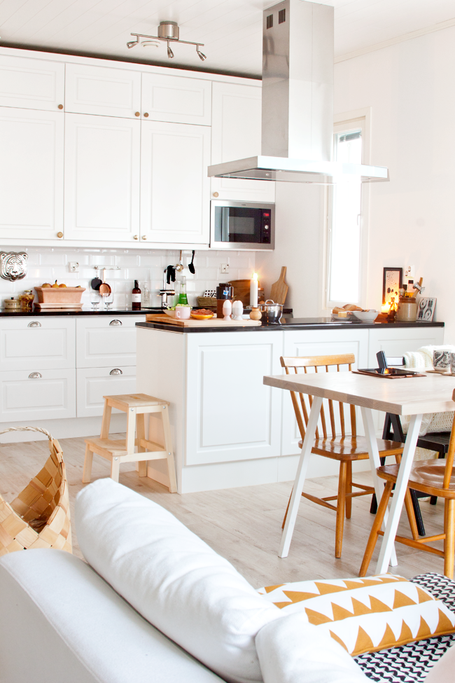 DESAYUNO EN LA COCINA