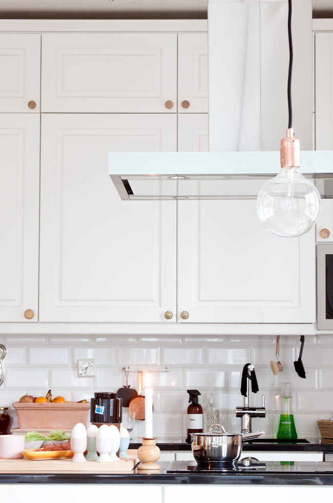 DESAYUNO EN LA COCINA