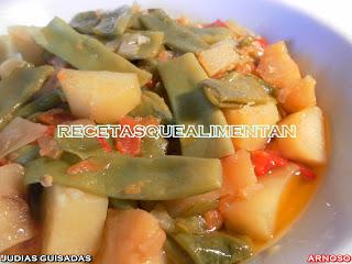 JUDÍAS GUISADAS