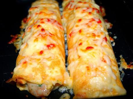 Tortilla rellena de bechamel de Boletus y Gambas, al graten