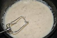 Tortilla rellena de bechamel de Boletus y Gambas, al graten