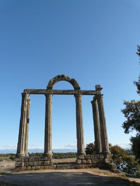 templo augustobriga caceres