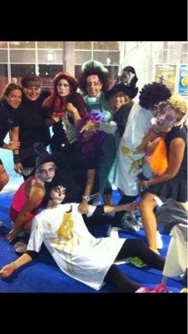 Noche de Terrorífico Padel con amigas. No te pierdas los looks
padelchoniterror!!!