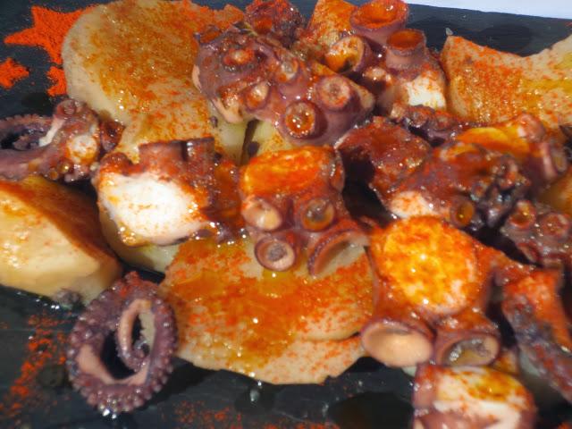 Pulpo a la gallega olla GM
