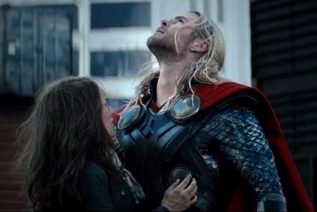 Thor-el-mundo-oscuro-lo-ultimo-de-los-vengadores-mivideoteca
