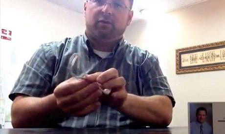 DIY: La mejor forma de enrollar los cables de los auriculares diy-enrollar-cables-auriculares