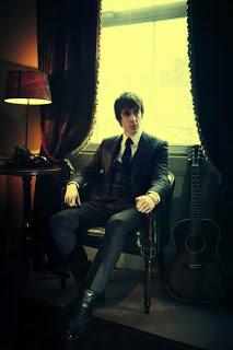 Miles Kane - Taking over (Acoustic) (2013)