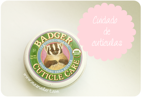 Bálsamo para el cuidado de cutículas y uñas de Badger, de iHerb.