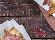 Crujiente wonton foie, queso cabra mermelada cebolla jamón ibérico {Crispy goat's cheese onion with iberian ham}