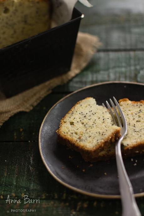 Cake de limón y semillas de amapola {Lemon poppy seed loaf bread}