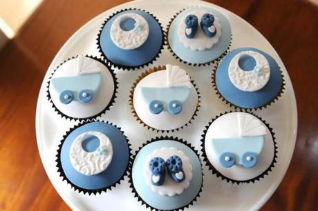 Cupcakes decorados con motivos de bebés (para embarazadas)
