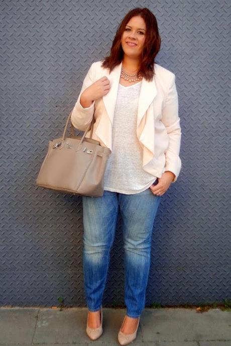 Marida Outfit: Blazer & Jeans Marida Outfit: Blazer & Jeans