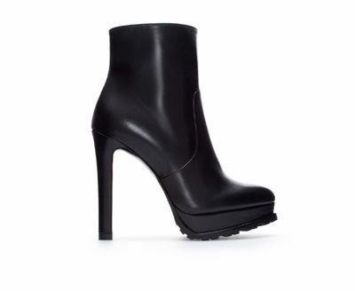 BOOTS AND BOOTS BOOTS AND BOOTS