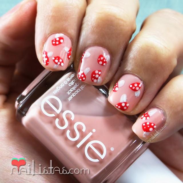 Uñas cortas decoradas de otoño | Nail art de setas (amanitas)