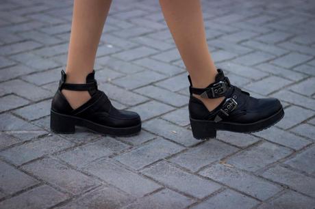 Barroque Print And Cut Out New Booties