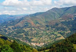 Valle del Naredo y bosque Mofusu
