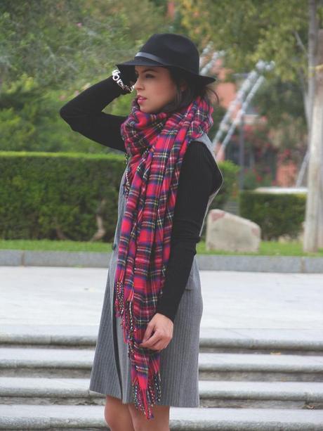 PINSTRIPES VEST