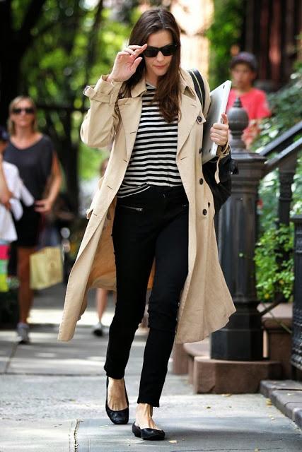 EL TRENCH EN LAS FAMOSASEl trench es una prenda que no de...