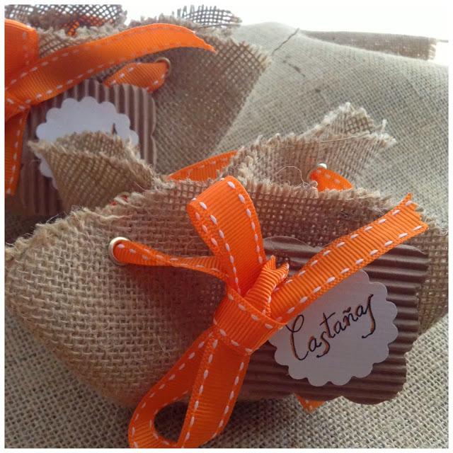 DIY: saquitos de arpillera -- DIY: little burlap bags