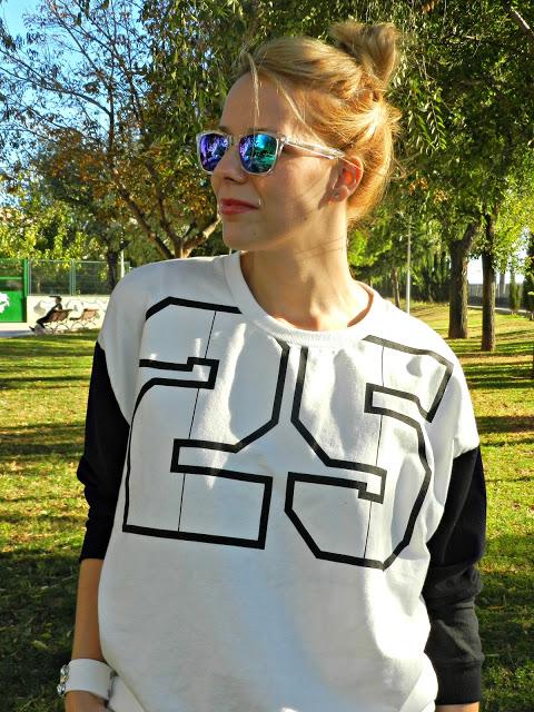 Relaxing cup of café con leche