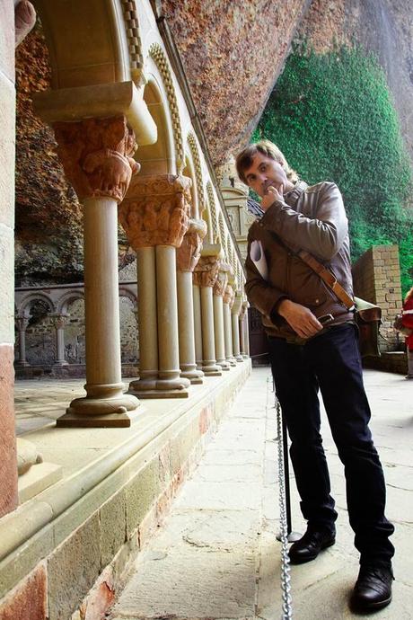 EL GRAN Y MAGNÍFICO...CARLOS MESA...https://www.facebook.com/#!/carlosmesa.planetainsolito...5-11-2013...