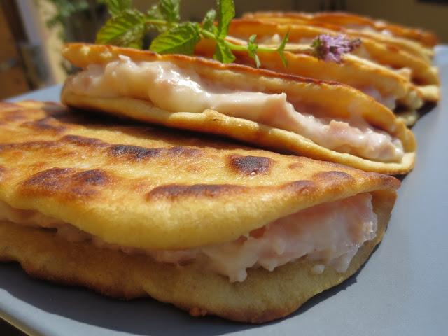 Piadinas de jamón y queso