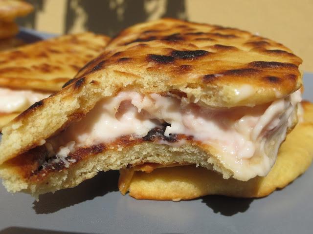 Piadinas de jamón y queso