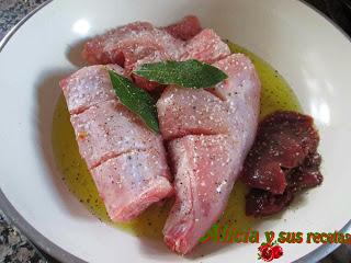 CONEJO ENCEBOLLADO AL BRANDY