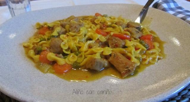 GUISO DE CINTA DE LOMO CON PASTA PRIMAVERA