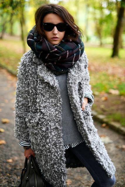 FALL TRENDS; PLAID SCARVES.-