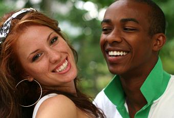 Cómo encontrar pareja extranjera en los sitios de citas? - Paperblog