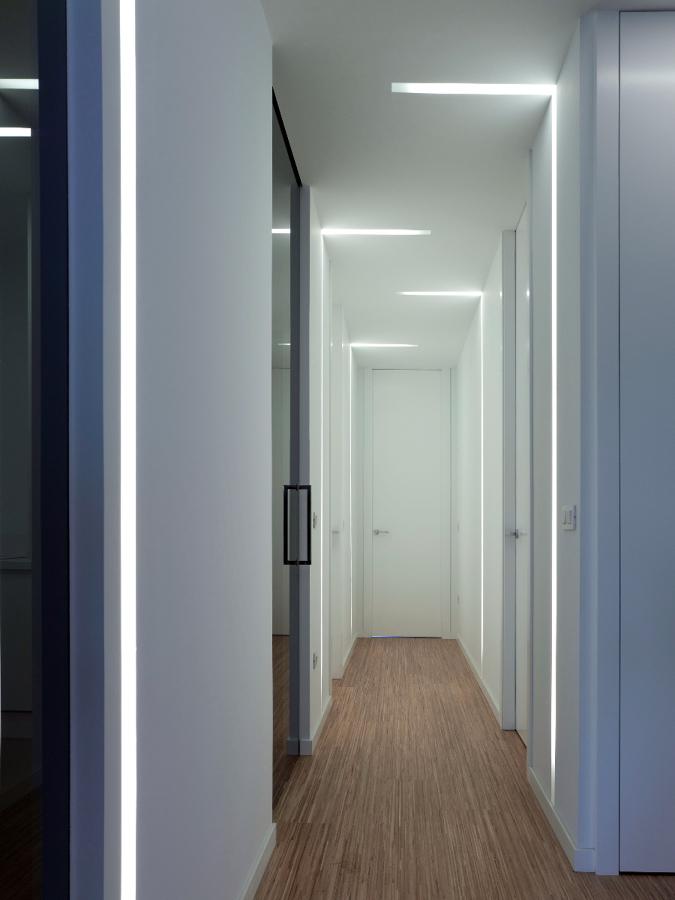 ¿Cómo ILUMINAR el PASILLO?