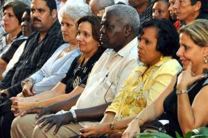 Preside Lazo audiencia parlamentaria por Los Cinco