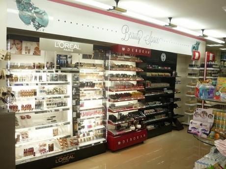 Perfumería Elite. Gijón. Punto de venta Eva Rogado