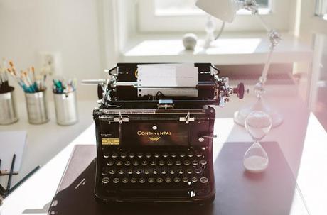 Luz y aires nordicos vintage en un piso cotidiano