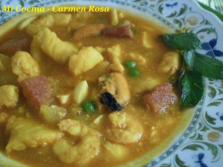 SOPA MALAGUEÑA DE ALMENDRAS CON PESCADO Y MARISCO
