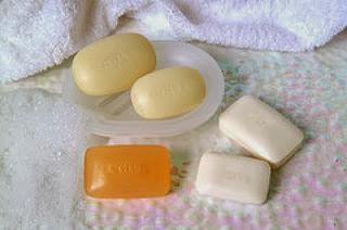Olivia Soaps. Unos jabones de cuidado, Queridas!! Olivia Soaps. Unos jabones de cuidado, Queridas!!