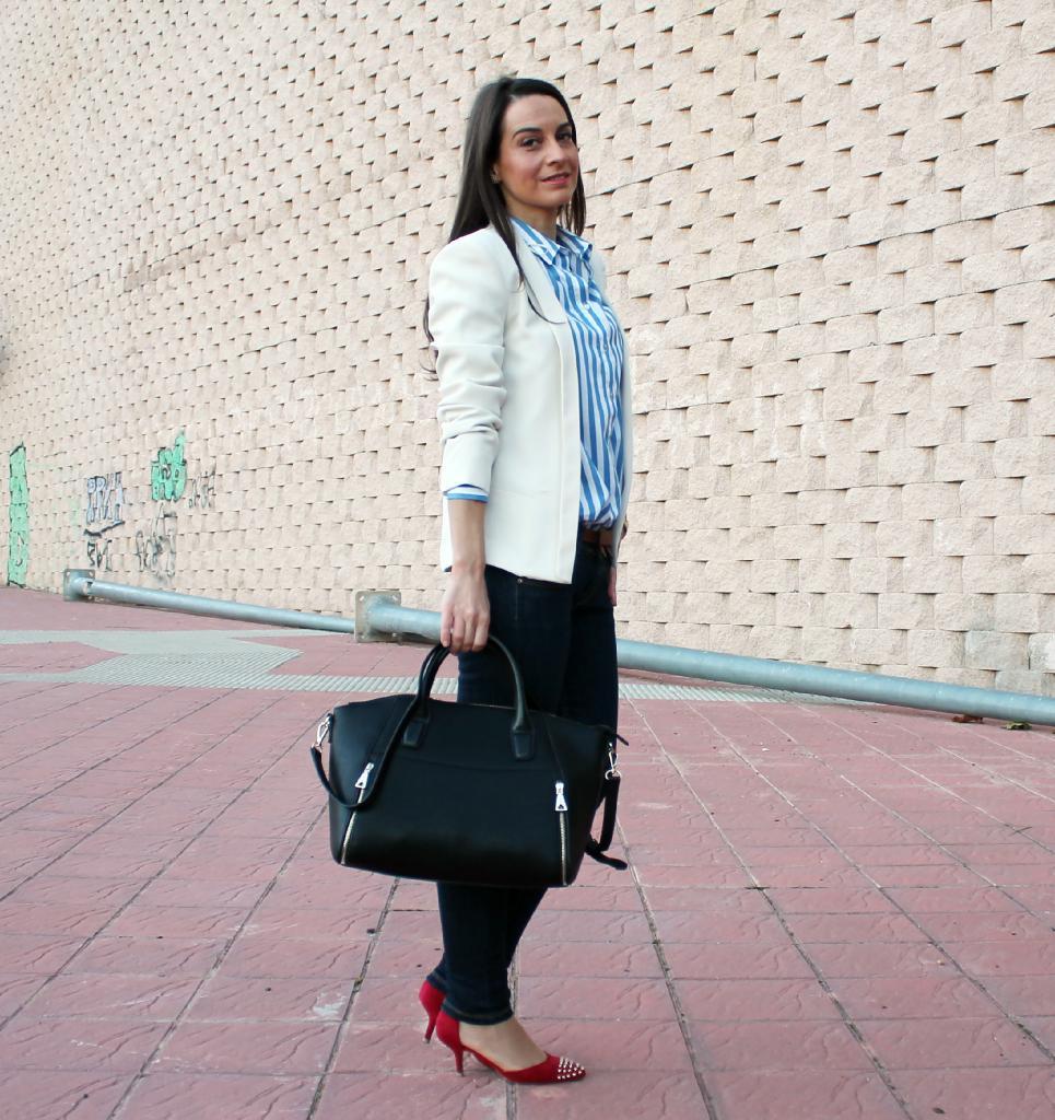 Jeans III... for a formal mood.